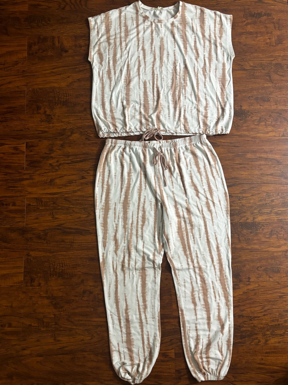 Como Blu 2-Piece Set Short Sleeve, Jogger Pants Cream Light Brown Tie-Dye Lounge